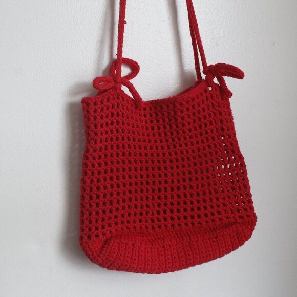 Red Crochet Crossbody Bag - Picture 5 of 7